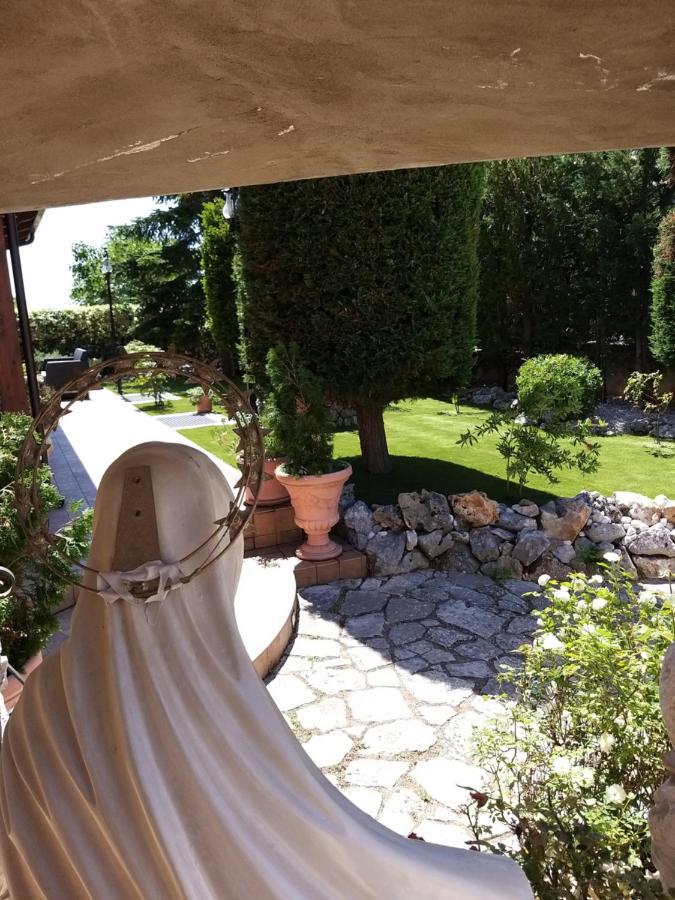 Affittacamere La Madonnina ซานโจวานนี โรตอนโด ภายนอก รูปภาพ
