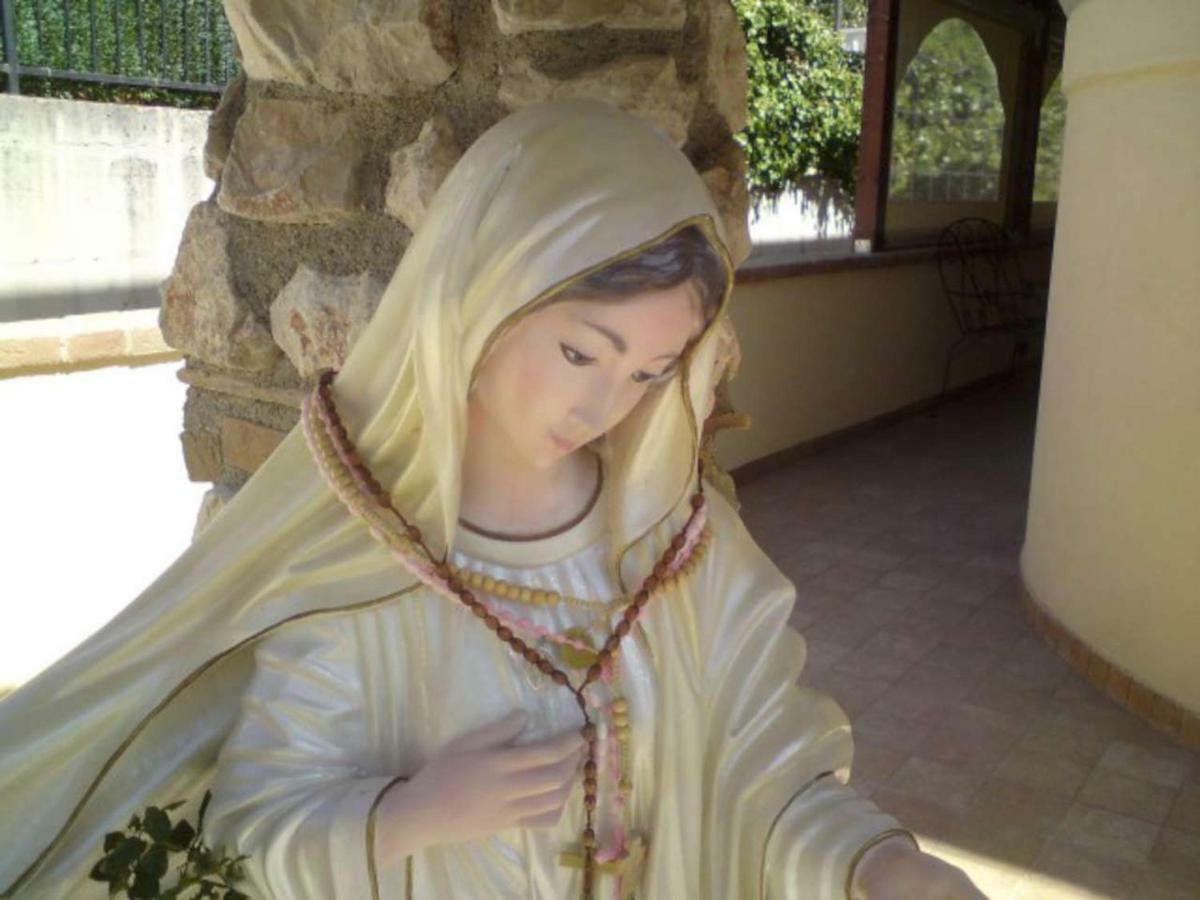 Affittacamere La Madonnina ซานโจวานนี โรตอนโด ภายนอก รูปภาพ